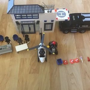 Playmobil police station